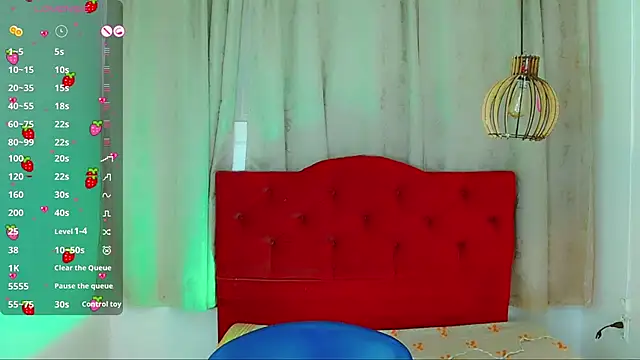 Jessica smith 1 online show from 10-31-25, 11:51