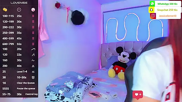Snapshot of Jessica_smith_1 chatting on 10-11-25, 11:28 Jessica smith 1 online show from 10-11-25, 11:28
