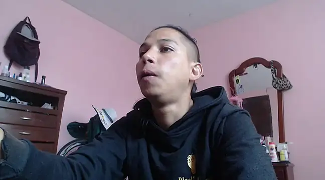 CoreAlejito online show from 12-17-24, 01:05