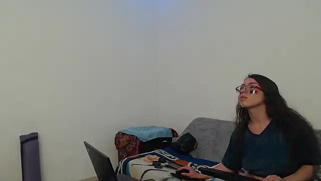 Snapshot of CoreAlejito chatting on 06-16-26, 07:47 CoreAlejito online show from 06-16-26, 07:47