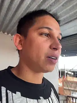 CoreAlejito online show from 11-25-25, 04:40