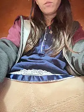Snapshot of rossana99_ chatting on 05-21-26, 08:17 rossana99 online show from 05-21-26, 08:17