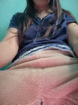 Snapshot of rossana99_ chatting on 05-23-26, 01:54 rossana99 online show from 05-23-26, 01:54