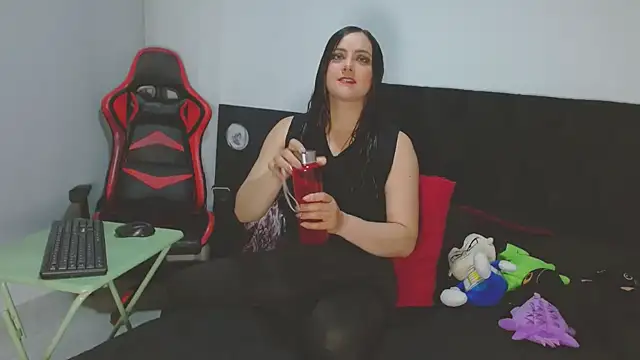 Noamartin  online show from 04-24-26, 02:35