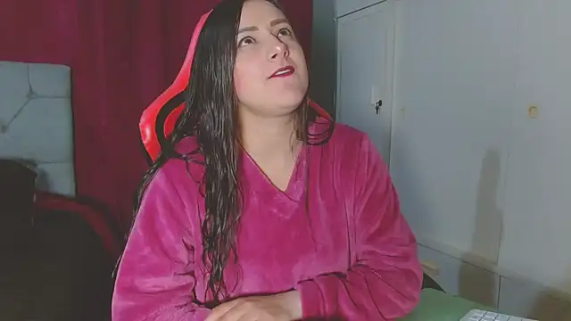 Noamartin  online show from 10-11-25, 01:06