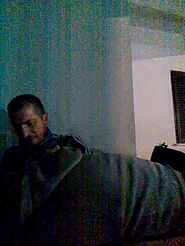 tinybear79 online show from 10-06-25, 09:37
