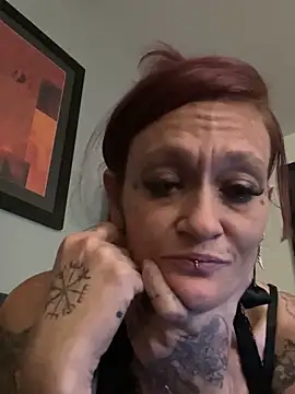 renegade vyxxen online show from 02-11-25, 12:15