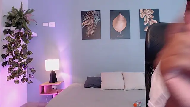 JasmineCampbell  online show from 11-12-25, 08:23