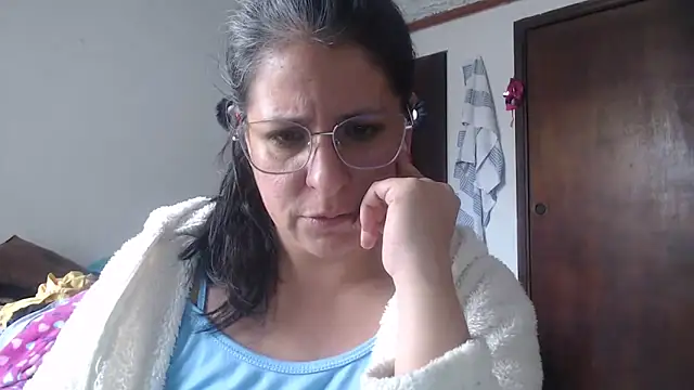 LucifernandaSw online show from 02-13-26, 04:29