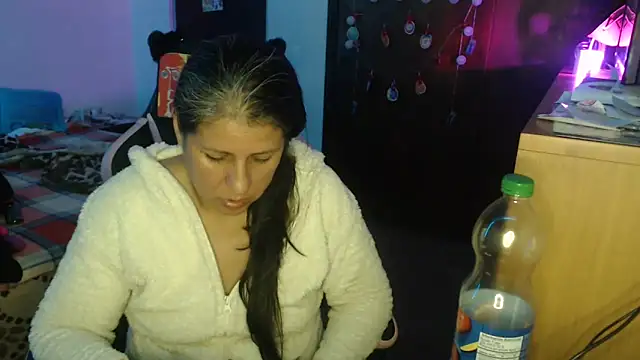 LucifernandaSw online show from 04-16-26, 11:29