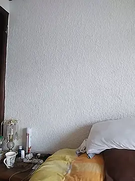 LucifernandaSw online show from 02-11-25, 06:44