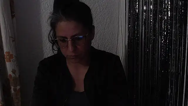 LucifernandaSw online show from 02-28-25, 04:32