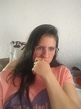 LucifernandaSw online show from 02-18-25, 02:06