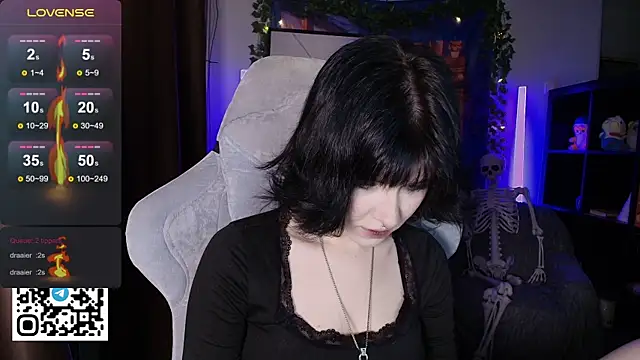 Snapshot of CutieTori chatting on 06-14-26, 08:59 CutieTori online show from 06-14-26, 08:59