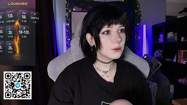 Snapshot of CutieTori chatting on 06-05-26, 09:37 CutieTori online show from 06-05-26, 09:37