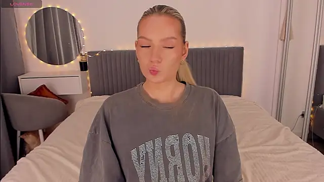 CassieRayss online show from 02-20-26, 12:07