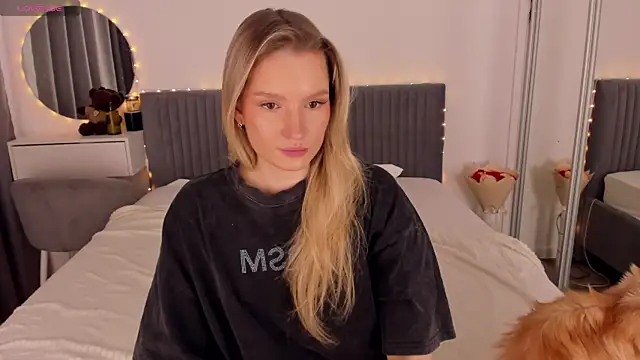 CassieRayss online show from 06-04-26, 03:28