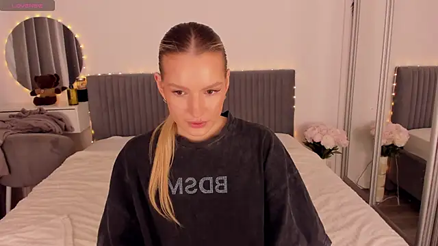 CassieRayss online show from 06-16-26, 12:49