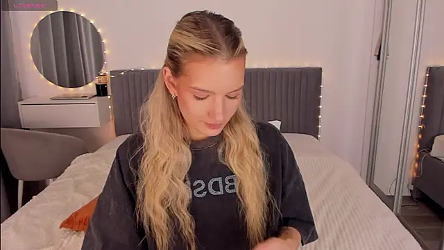 CassieRayss online show from 04-09-26, 10:21