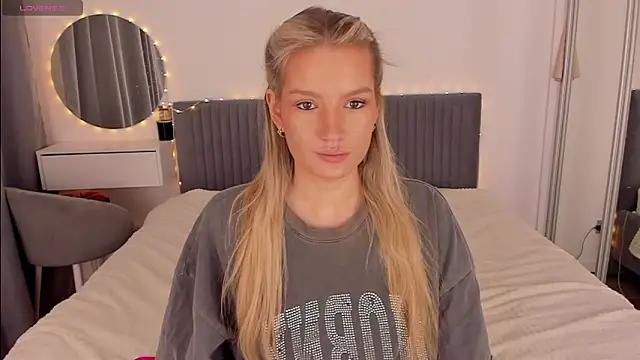 CassieRayss online show from 02-22-26, 11:23