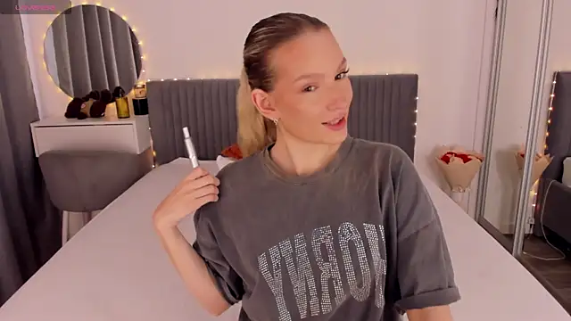 CassieRayss online show from 06-03-26, 11:55