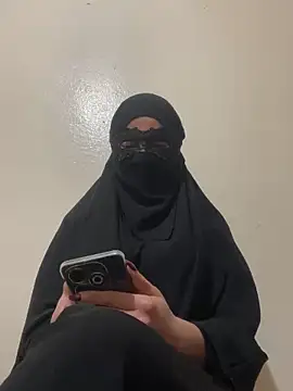 Hijabi HotGirls online show from 02-26-25, 08:15