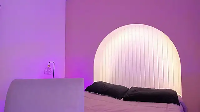 martina duque  online show from 04-10-26, 05:31