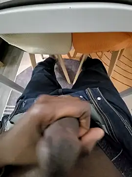 Snapshot of no1belike1 chatting on 03-18-25, 08:26 no1belike1 online show from 03-18-25, 08:26