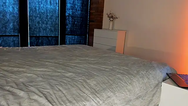 Rachel Rey online show from 10-28-25, 08:57