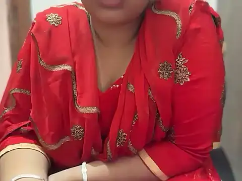 Snapshot of indianwav chatting on 02-17-26, 10:56 indianwav online show from 02-17-26, 10:56