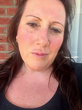 xsexycurvymilf online show from 04-08-26, 11:33