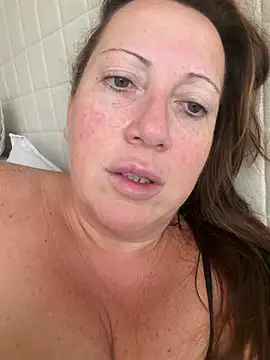 xsexycurvymilf online show from 08-05-26, 05:56