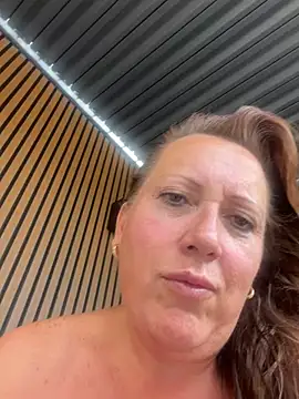 xsexycurvymilf online show from 07-06-26, 12:45