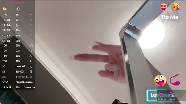 vyizh- online show from 04-15-26, 07:58