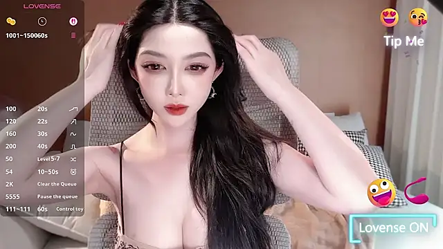 Snapshot of vyizh- chatting on 05-23-26, 01:54 vyizh- online show from 05-23-26, 01:54