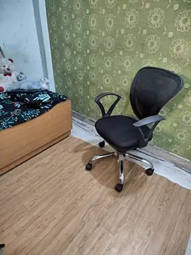  Redwine  online show from 11-21-25, 04:55