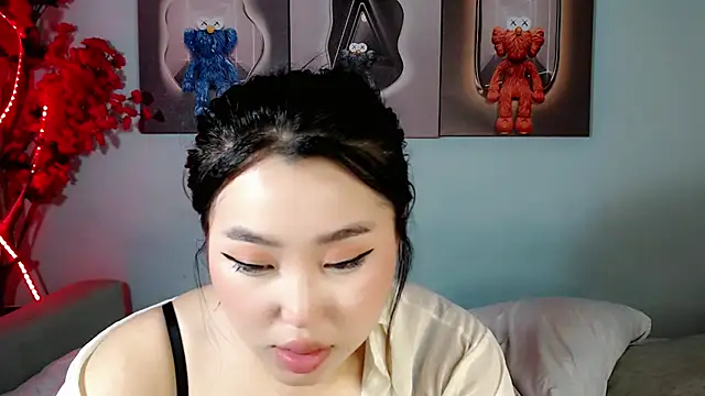 Snapshot of ichiben chatting on 02-24-25, 07:33 ichiben online show from 02-24-25, 07:33