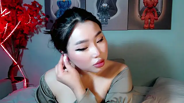 Snapshot of ichiben chatting on 03-22-25, 01:54 ichiben online show from 03-22-25, 01:54