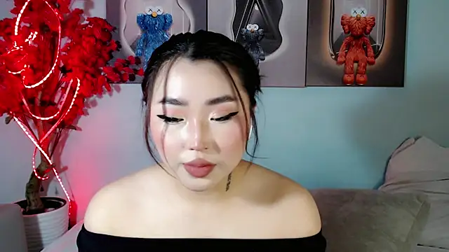 Snapshot of ichiben chatting on 03-05-25, 12:33 ichiben online show from 03-05-25, 12:33