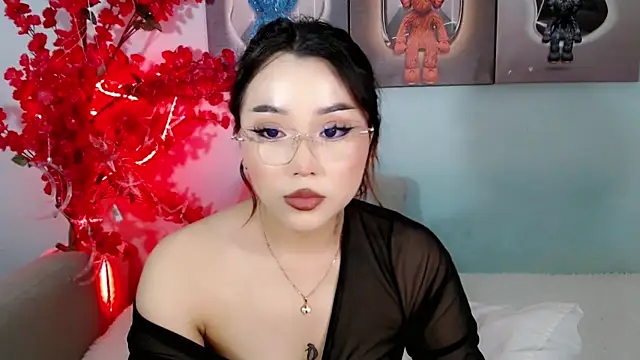 Snapshot of ichiben chatting on 04-30-26, 11:42 ichiben online show from 04-30-26, 11:42