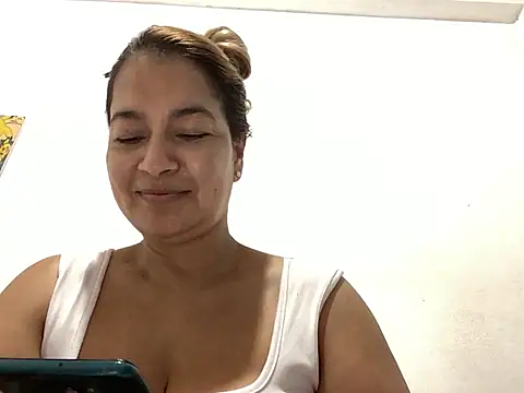 Snapshot of Jlo_69 chatting on 08-03-26, 10:03 Jlo 69 online show from 08-03-26, 10:03
