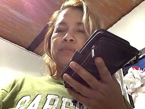 Snapshot of Jlo_69 chatting on 07-06-26, 08:32 Jlo 69 online show from 07-06-26, 08:32