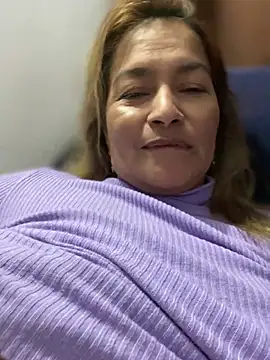 Snapshot of Jlo_69 chatting on 01-27-25, 02:31 Jlo 69 online show from 01-27-25, 02:31