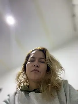Snapshot of Jlo_69 chatting on 07-14-26, 03:18 Jlo 69 online show from 07-14-26, 03:18