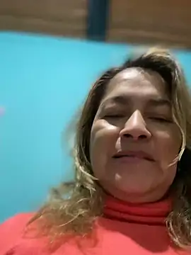 Snapshot of Jlo_69 chatting on 03-20-25, 02:40 Jlo 69 online show from 03-20-25, 02:40