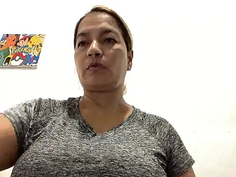 Snapshot of Jlo_69 chatting on 08-05-26, 02:27 Jlo 69 online show from 08-05-26, 02:27