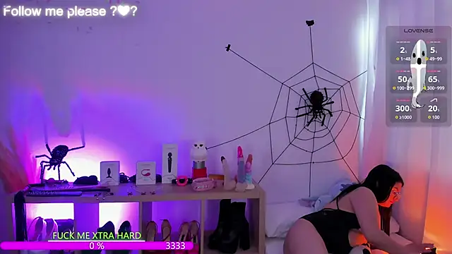 Snapshot of catha_cat chatting on 10-08-25, 05:13 catha cat online show from 10-08-25, 05:13