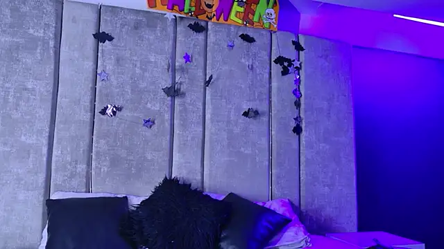 Amareto  online show from 10-29-25, 11:09