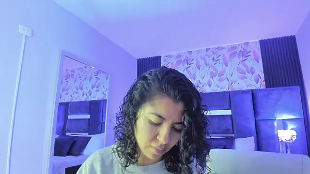 Amareto  online show from 12-04-25, 12:26