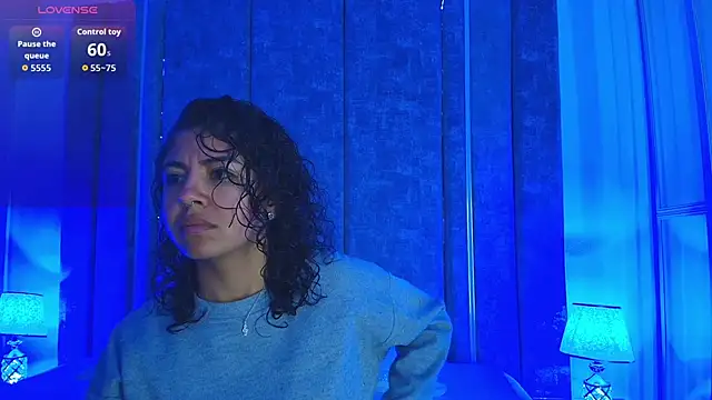 Amareto  online show from 11-28-25, 11:32